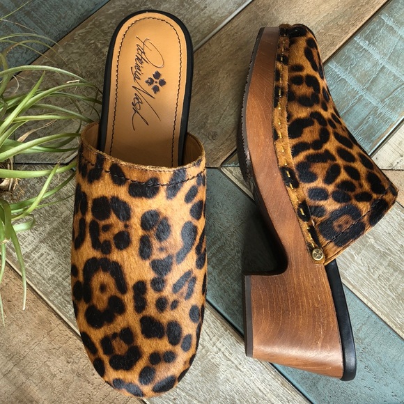 patricia nash clogs